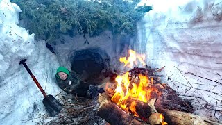 Deep Snow Primitive Survival Camping in Mountains  Campfire Cooking on Shovel [upl. by Idnak]