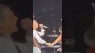 Ángela Aguilar y Christian Nodal se dan su primer beso en público [upl. by Htiderem]