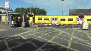 Birkdale Level Crossing [upl. by Ibson]