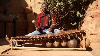 Balafon style quotSénoufoquot  Adama Diabaté  BaraGnouma [upl. by Doherty358]